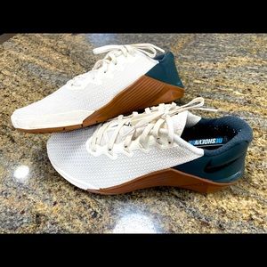 SOLD! Nike Metcon 5 Men’s - Ivory/Gum